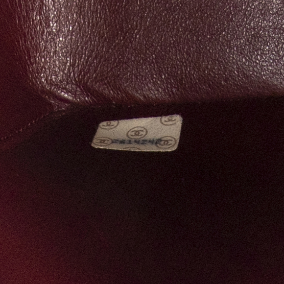 Chanel Maxi Jumbo XL Flap - Picture 10 of 12